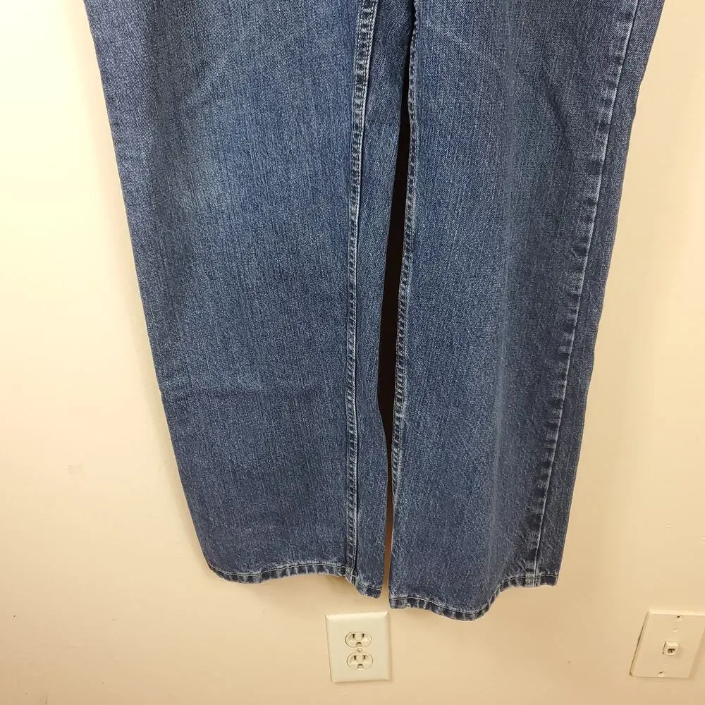 Lee pre owned